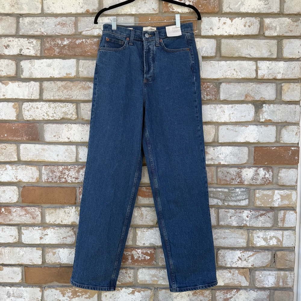 Universal Thread Highest Rise Straight Blue Jeans